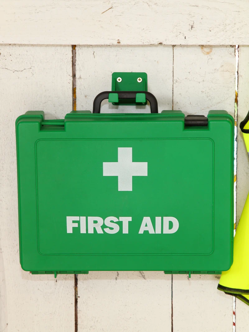 Emergency First Aid at Work (1-Day) Emergency First Aid at Work (1-Day)