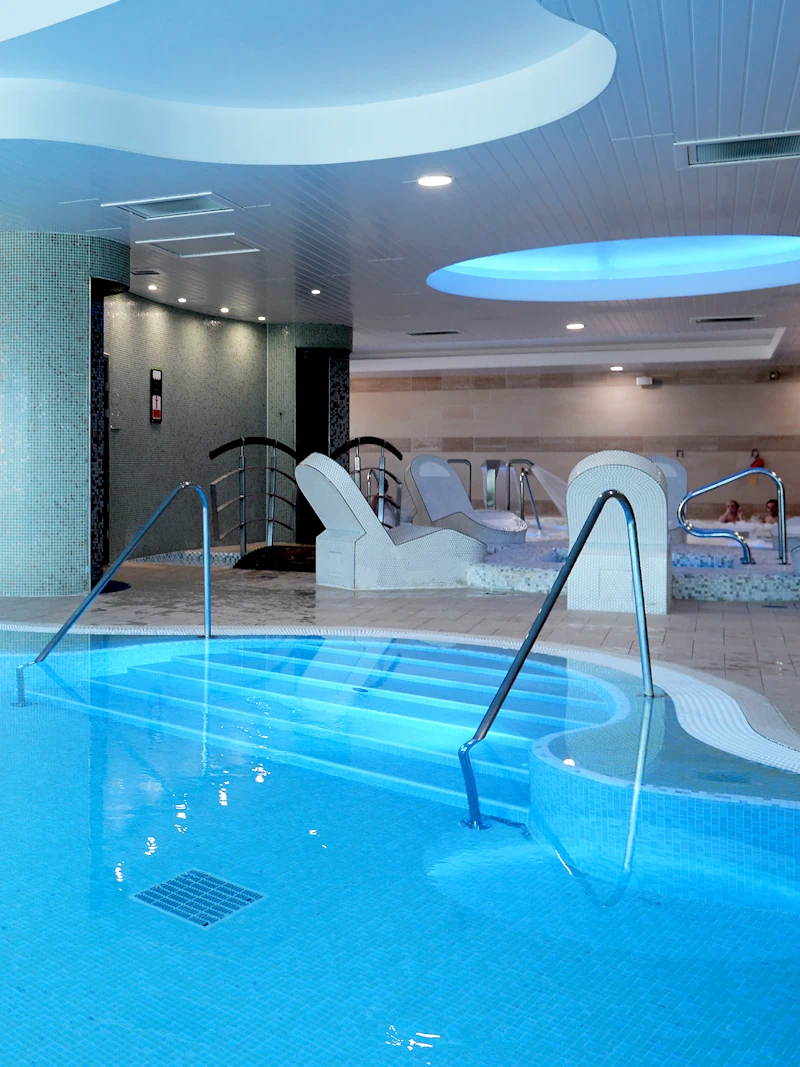 Aquatic Therapy Shallow Pool Rescue Award (ATSPRA) (2-Day Course) Aquatic Therapy Shallow Pool Rescue Award (ATSPRA) (2-Day Course)